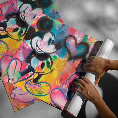 Modern wall art suitable for living rooms, bedrooms, or creative spaces