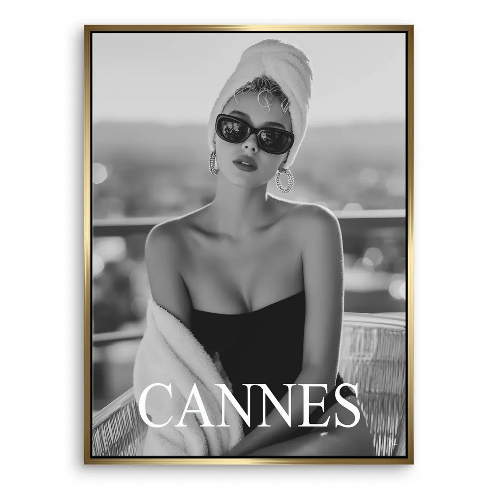 Minimalist wall art for modern interiors with resort-style vibe